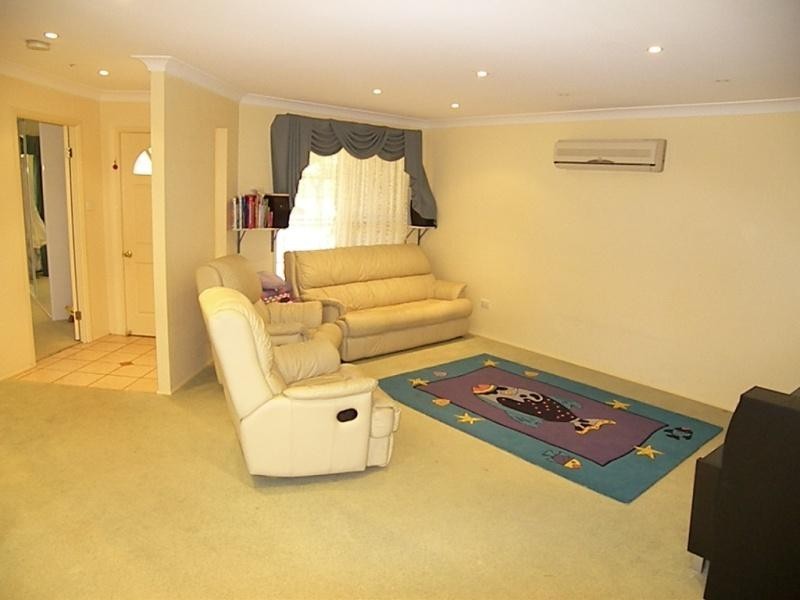 13 Cachia Blvde, Horsley NSW 2530