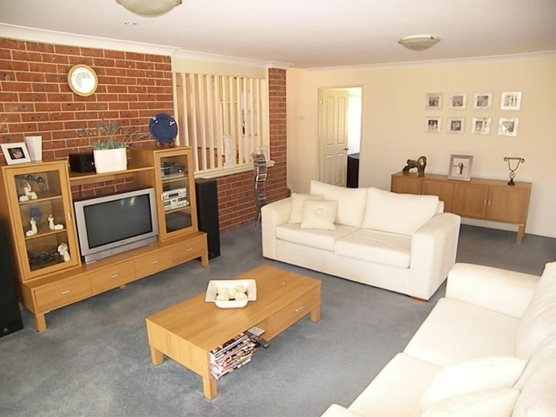 14 Hartfield Avenue, Horsley NSW 2530