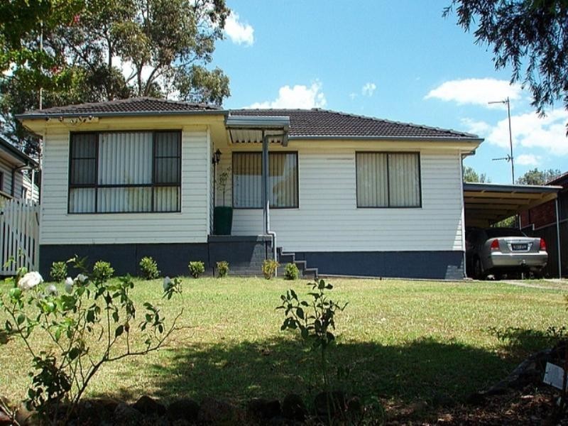 26 Burrell Crescent, Dapto NSW 2530