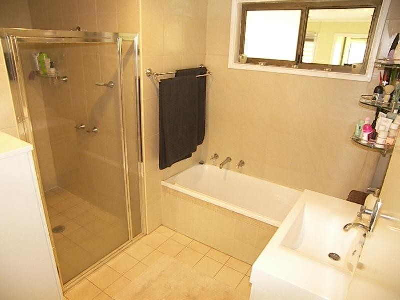 26 Burrell Crescent, Dapto NSW 2530