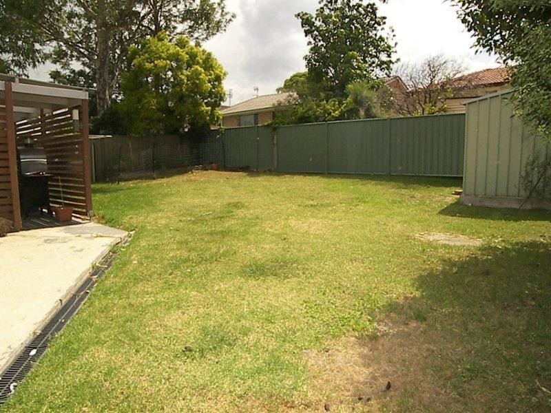 26 Burrell Crescent, Dapto NSW 2530