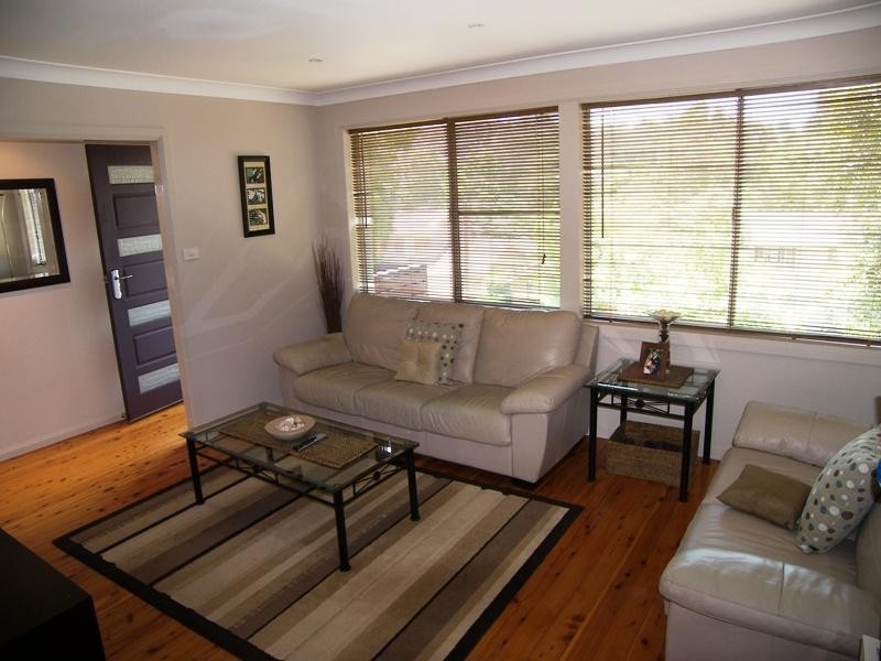 12 Whelan Avenue, Figtree NSW 2525