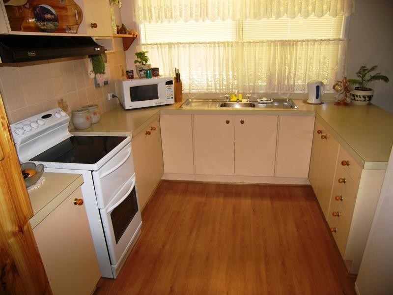 2 Regal Place, Brownsville NSW 2530