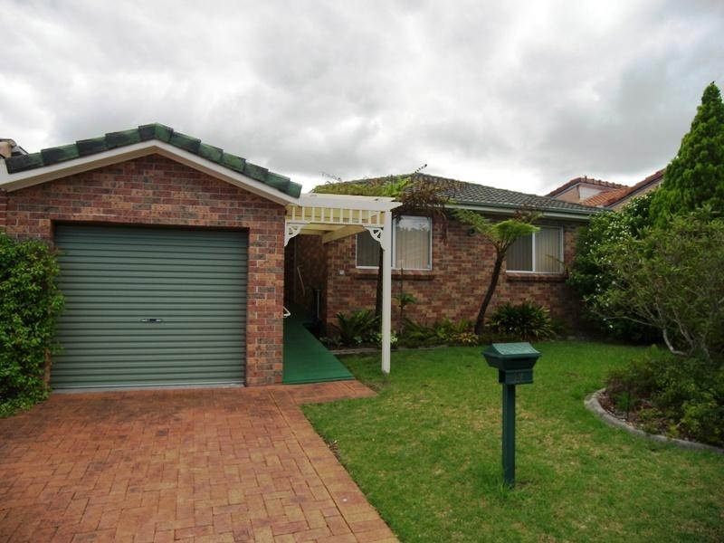 17 Ashmore Avenue, Kanahooka NSW 2530