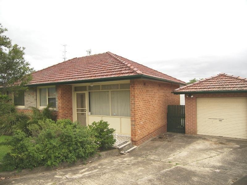 3 Kent Road, Dapto NSW 2530