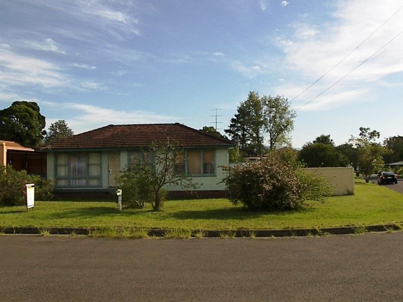 16 Kapooka Avenue, Dapto NSW 2530