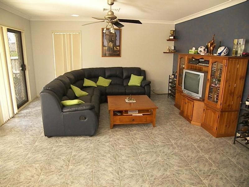 1 Ashwood Place, Horsley NSW 2530