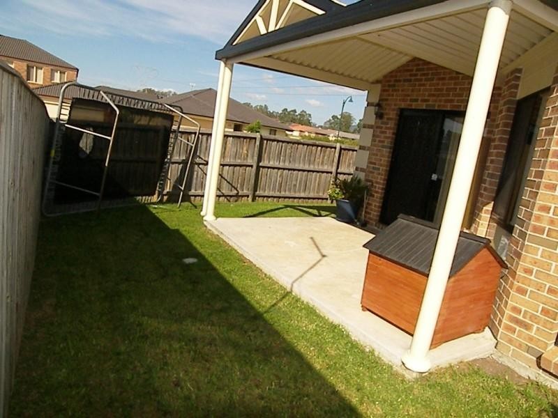1 Ashwood Place, Horsley NSW 2530