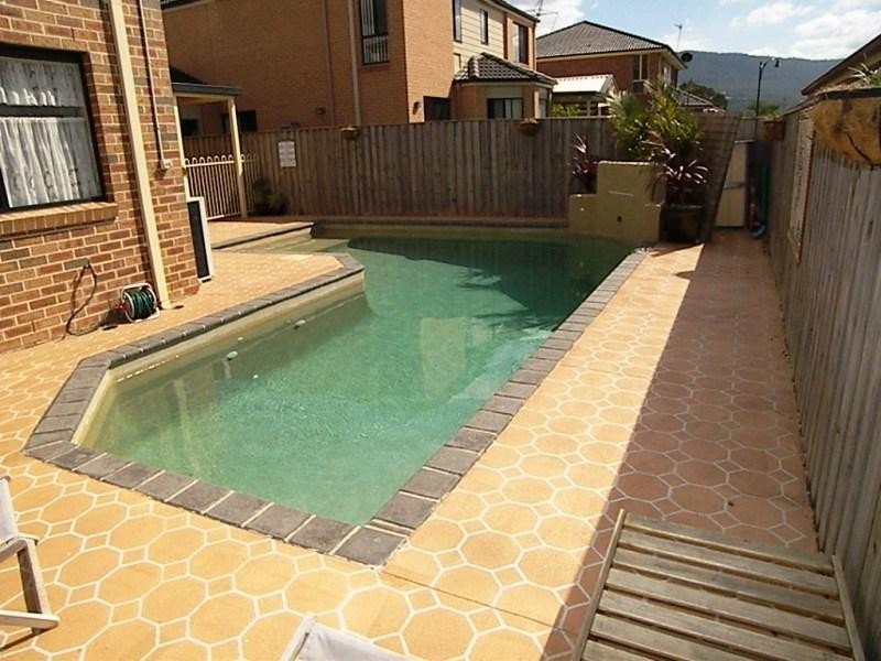 1 Ashwood Place, Horsley NSW 2530