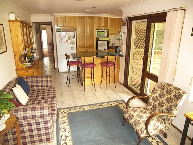 83 Bright Parade, Dapto NSW 2530