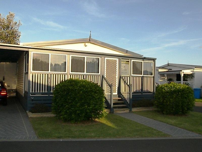 121 Third Avenue, Warilla NSW 2528