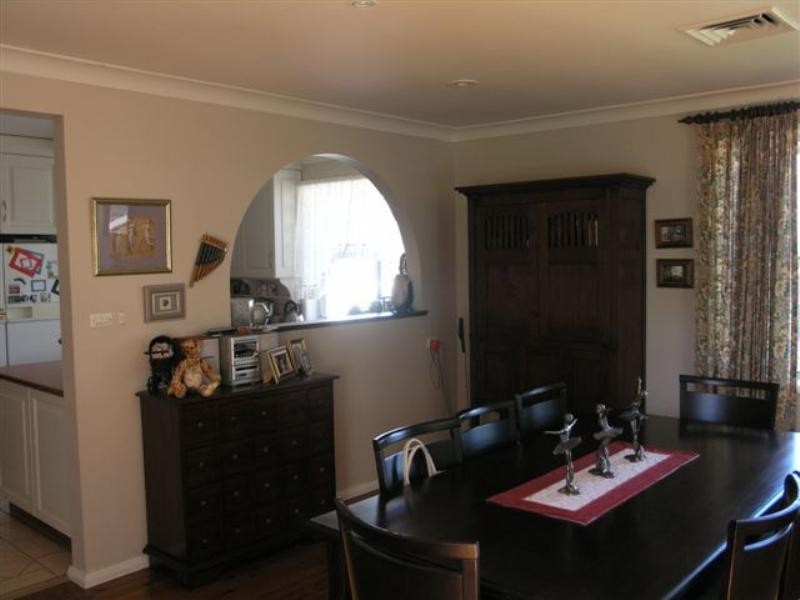 14 Fairloch Avenue, Farmborough Heights NSW 2526