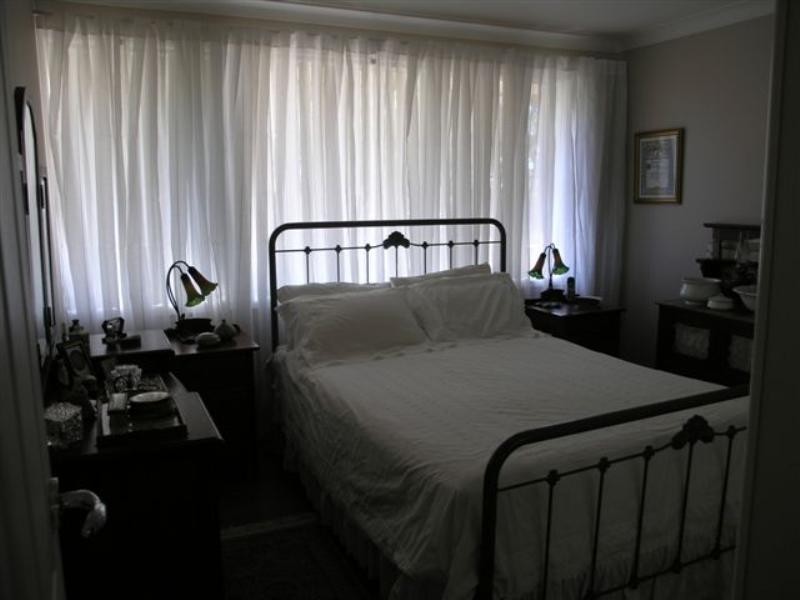 14 Fairloch Avenue, Farmborough Heights NSW 2526