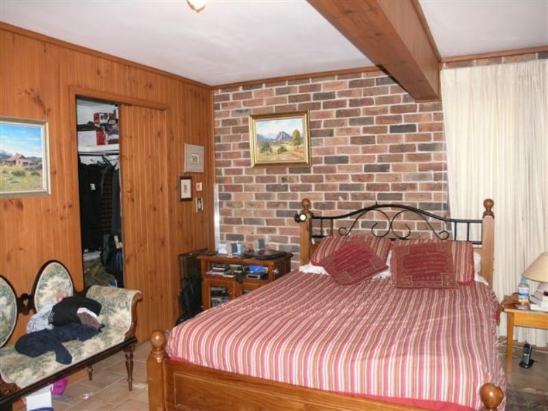 14 Fairloch Avenue, Farmborough Heights NSW 2526