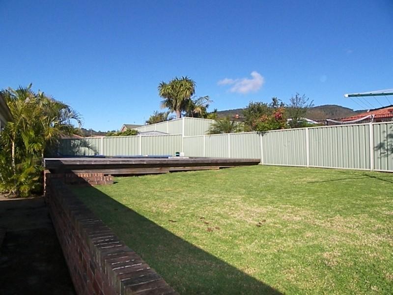 16 Gloucester Circuit, Albion Park NSW 2527