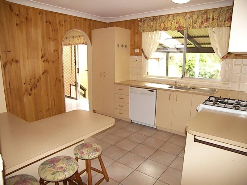 8 Shell Place, Dapto NSW 2530