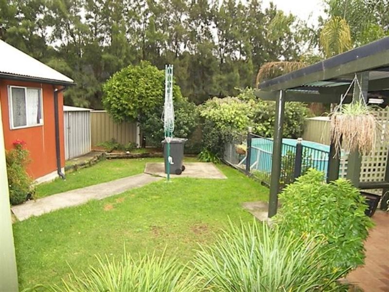 8 Shell Place, Dapto NSW 2530