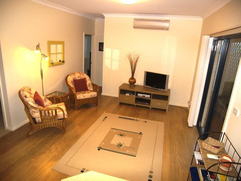 12 Delmont Place, Kanahooka NSW 2530