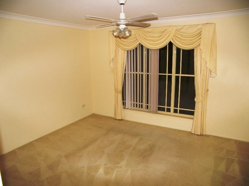 5 Galway Court, Horsley NSW 2530