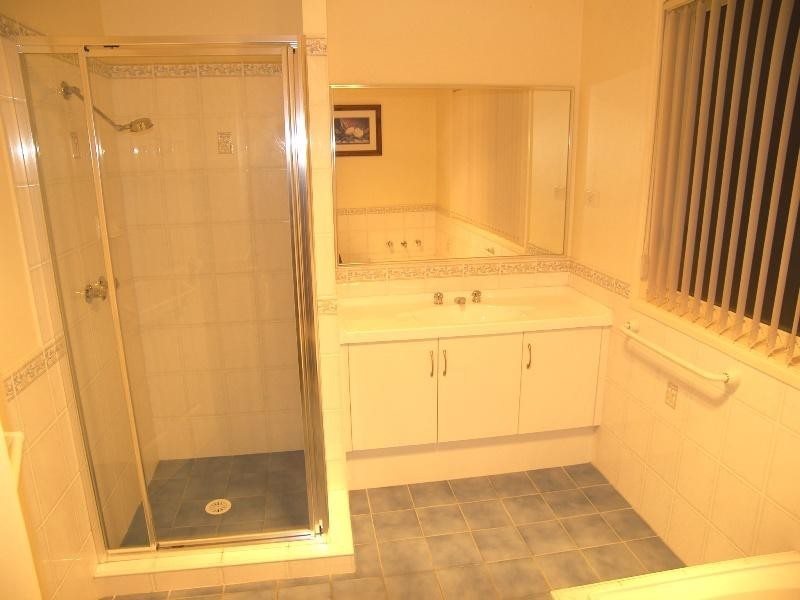 5 Galway Court, Horsley NSW 2530