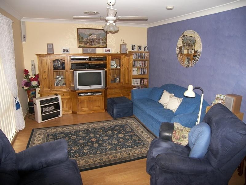 37 Jenail Place, Horsley NSW 2530