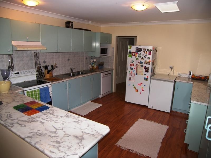 10 Rogers Avenue, Kanahooka NSW 2530