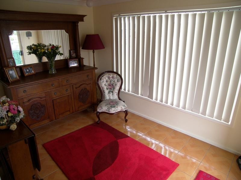 10 Rogers Avenue, Kanahooka NSW 2530