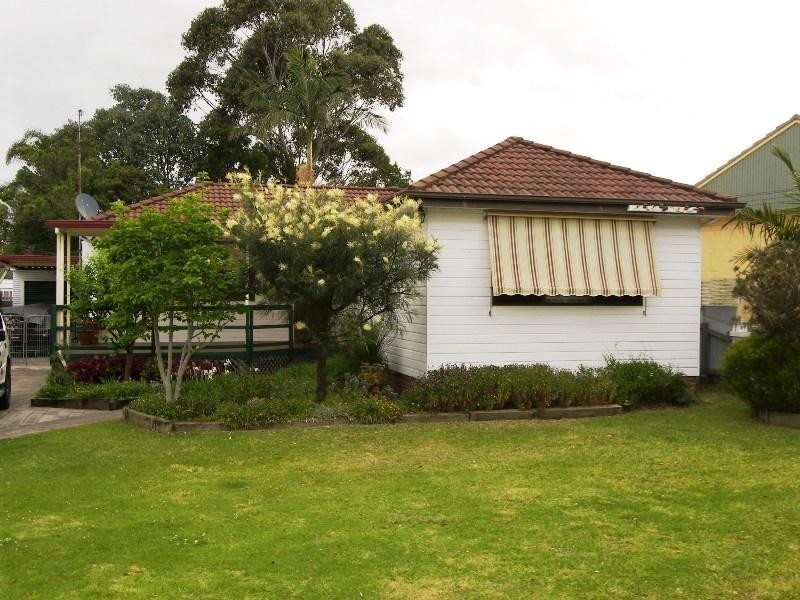 5 Avonlea Street, Dapto NSW 2530