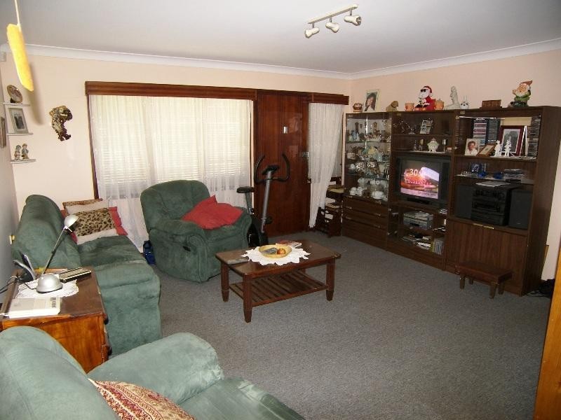 11 Wyndarra Way, Koonawarra NSW 2530