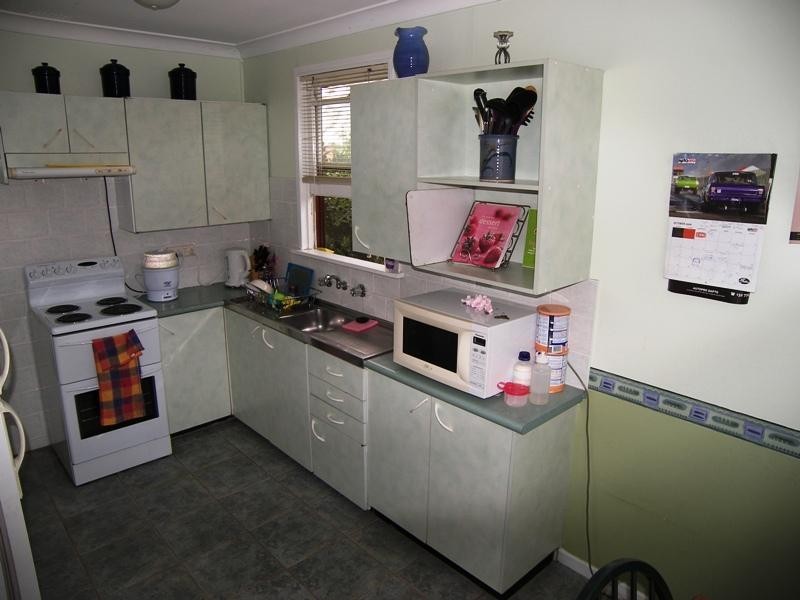 11 Bingarra Avenue, Dapto NSW 2530