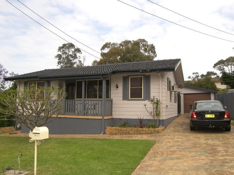 1 Alcoomie Crescent, Dapto NSW 2530