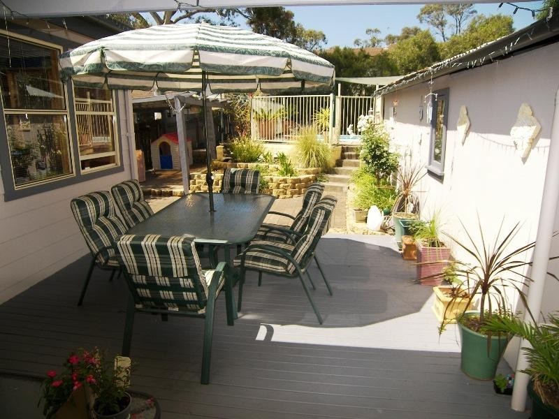 1 Alcoomie Crescent, Dapto NSW 2530