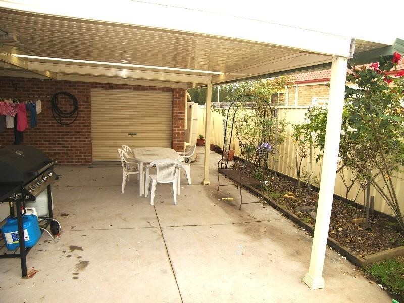 13 Woodside Circuit, Horsley NSW 2530