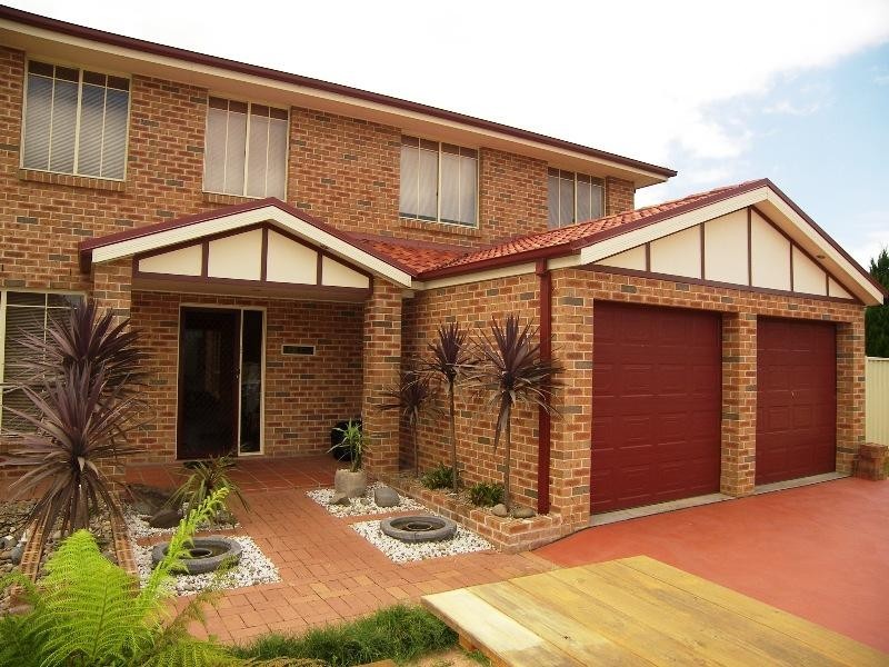 19 Reed Park Place, Horsley NSW 2530