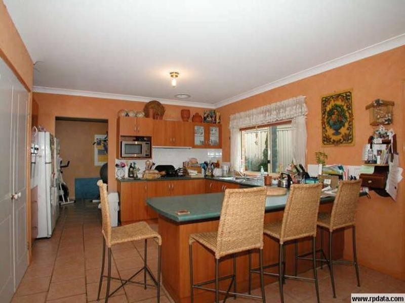 19 Reed Park Place, Horsley NSW 2530