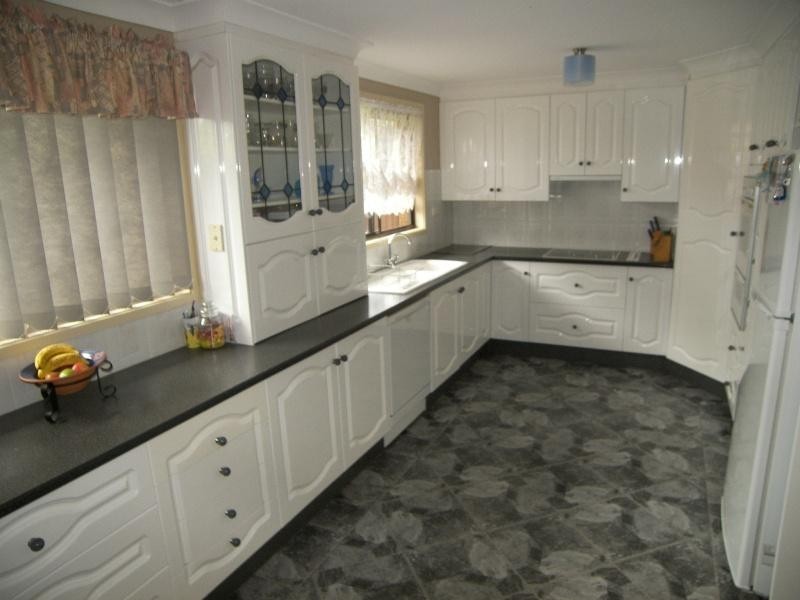 41 Huxley Drive, Horsley NSW 2530