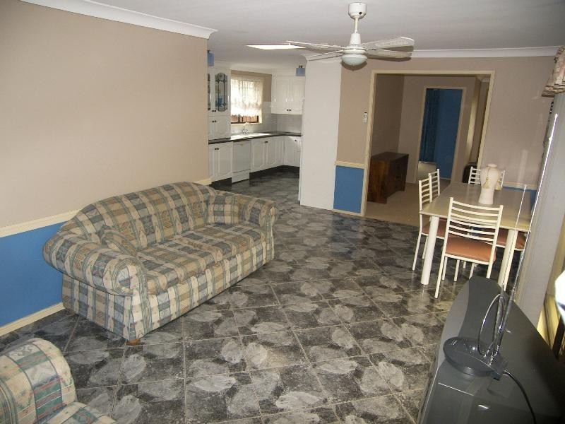 41 Huxley Drive, Horsley NSW 2530