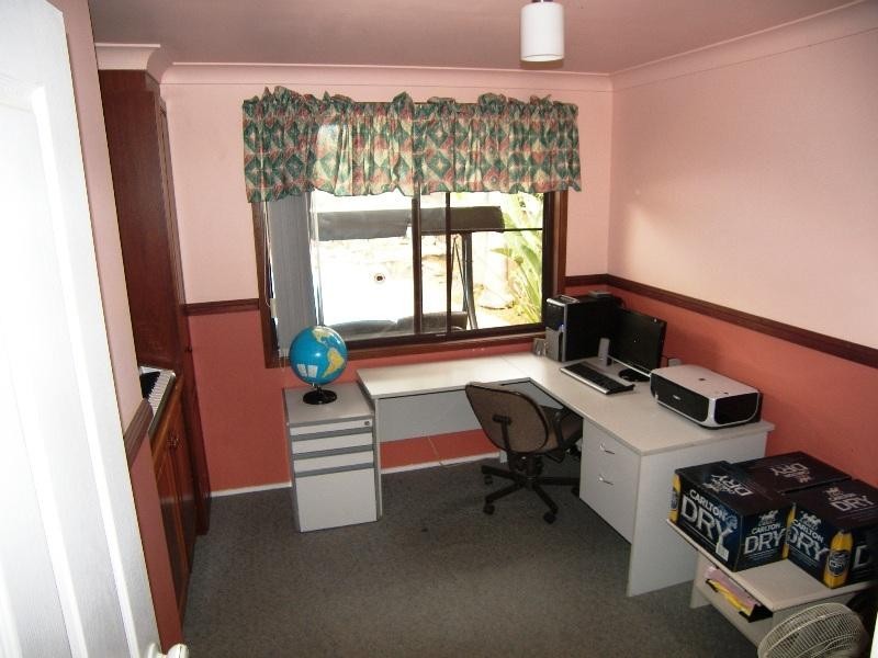 41 Huxley Drive, Horsley NSW 2530