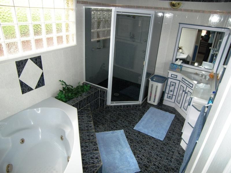 41 Huxley Drive, Horsley NSW 2530