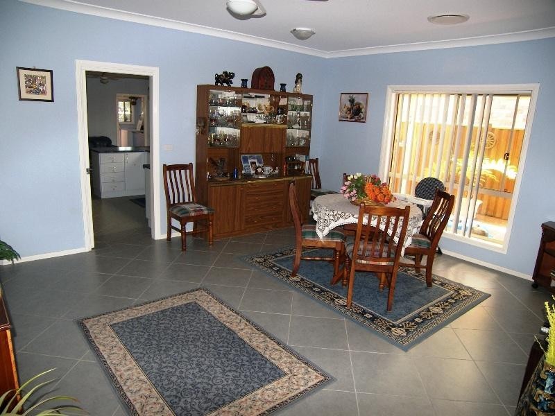 44 Delmont Place, Kanahooka NSW 2530