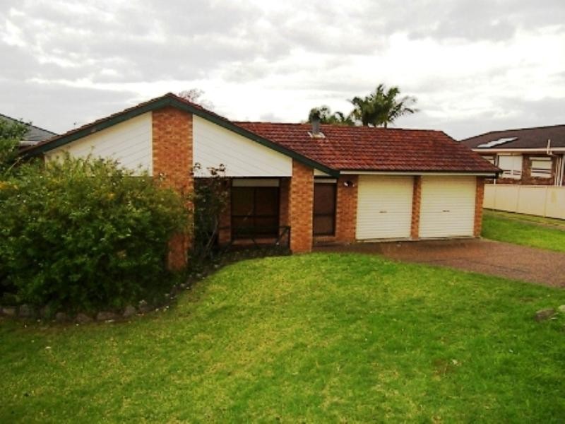 19 Sunray Crescent, Horsley NSW 2530