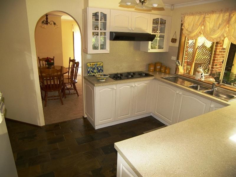 3 Sunray Crescent, Horsley NSW 2530