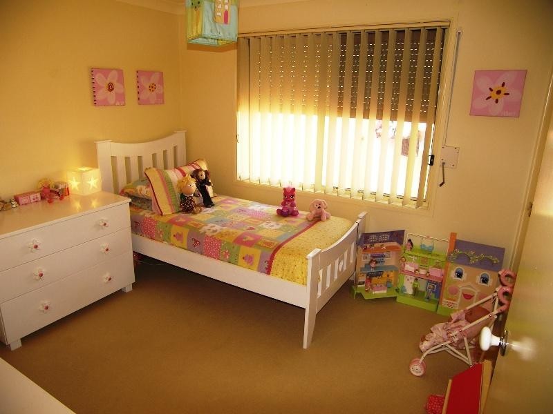 11 Woodside Drive, Horsley NSW 2530