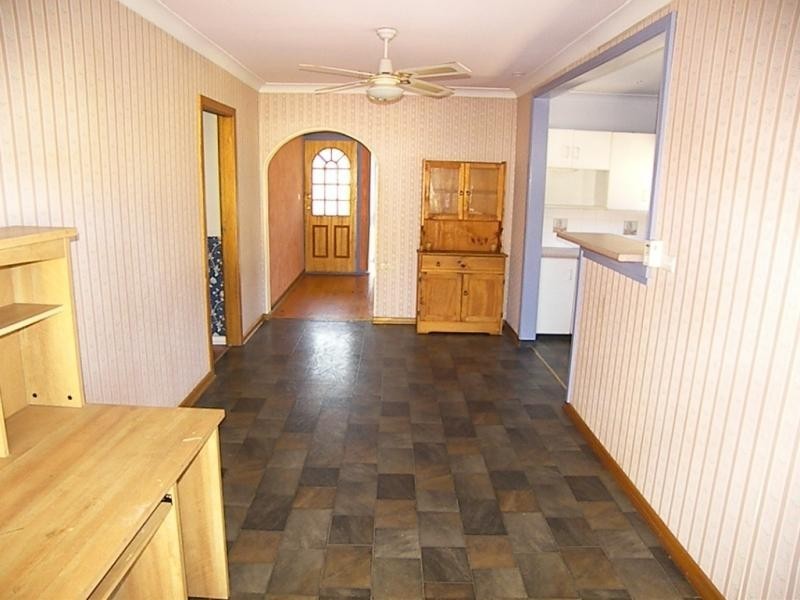 8 Kyeema Avenue, Dapto NSW 2530