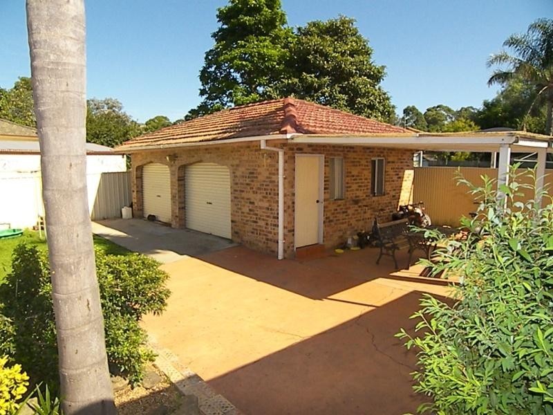 8 Kyeema Avenue, Dapto NSW 2530