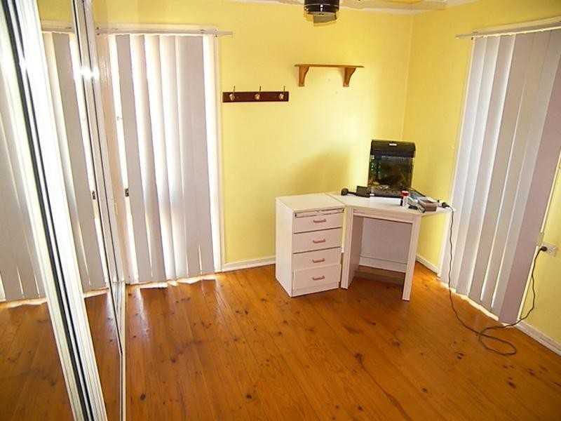 8 Kyeema Avenue, Dapto NSW 2530