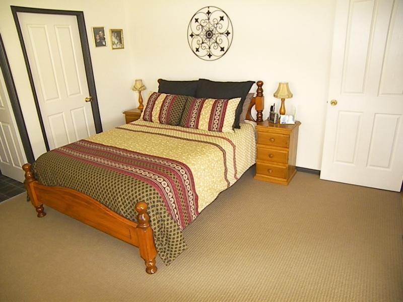 4 Mundoonen Crescent, Horsley NSW 2530