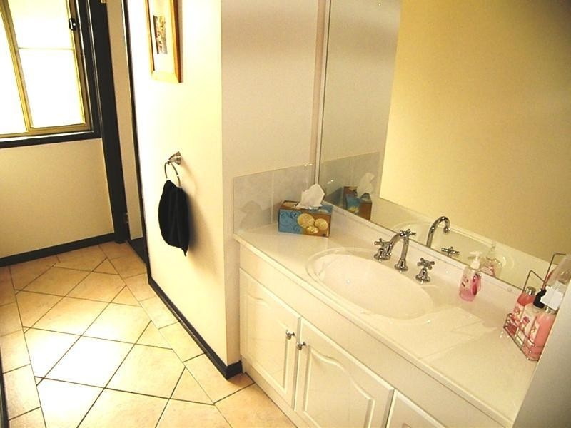 4 Mundoonen Crescent, Horsley NSW 2530