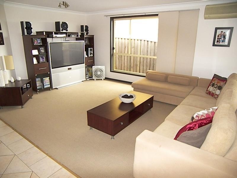 4 Mundoonen Crescent, Horsley NSW 2530