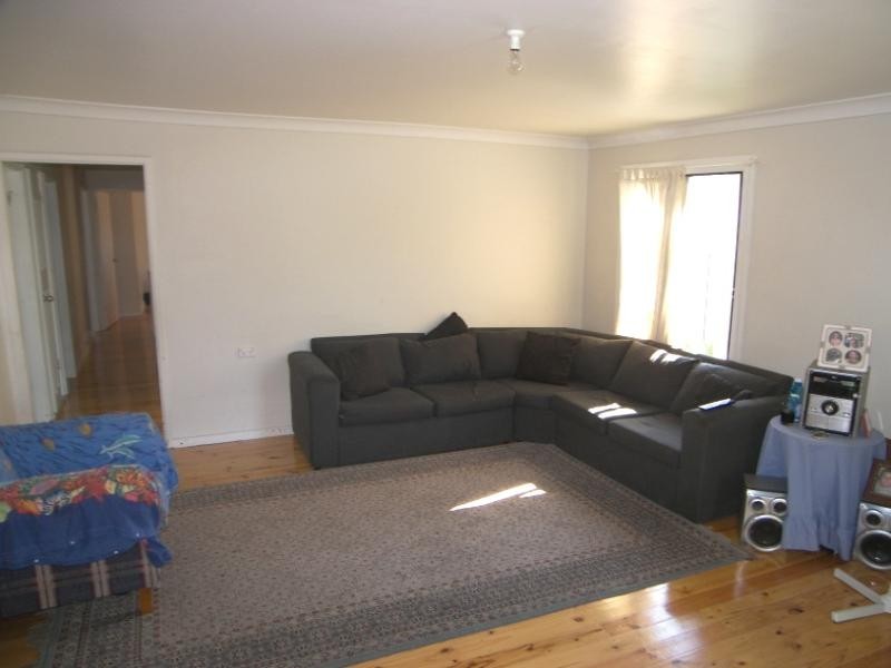 26 Bingara Avenue, Dapto NSW 2530